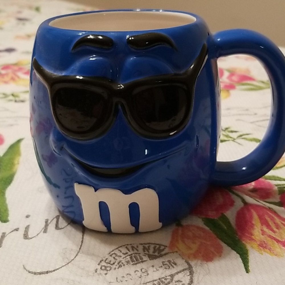 Vintage Blue M&M Vintage Coffee Cup Large EUC - Picture 2 of 5